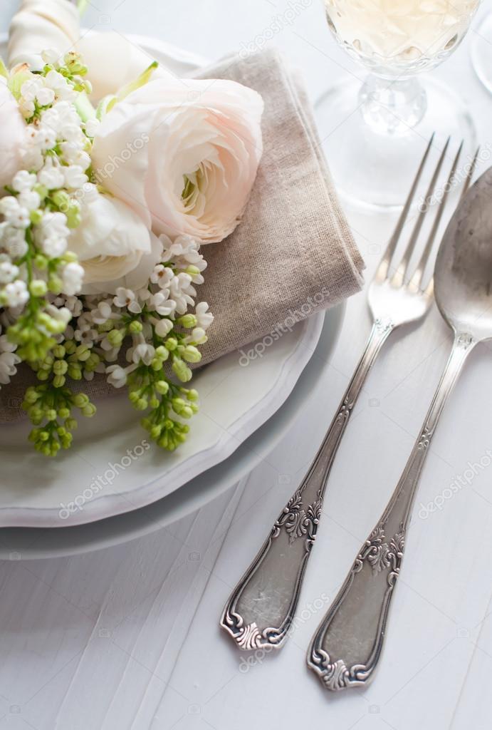 Wedding elegant dining table setting