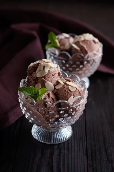 Chocolate ice cream — Stock Photo, Image