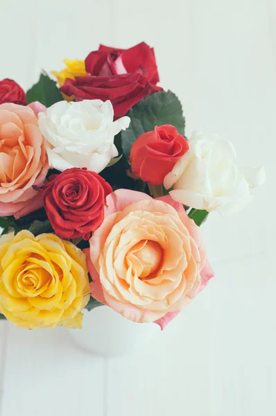Барвисті троянд — стокове фото