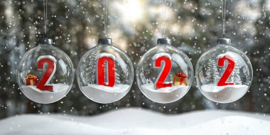 2022 mutlu yıllar. 2022 numaralı noel arifesi süslemeleri, cam süslemeler ve kar taneleri ile noel arifesi süslemeleri. 3d illüstrasyon