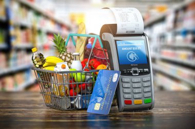 İnternetten yiyecek ve içecek topluyorum. İçinde yiyecek ve POS terminali olan alışveriş sepeti ve markette Cedit kartı. 3d illüstrasyon
