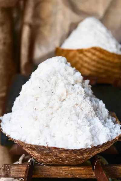 Basket with fresh extracted sea salt in Bali, Indonesia — Stock Photo, Image