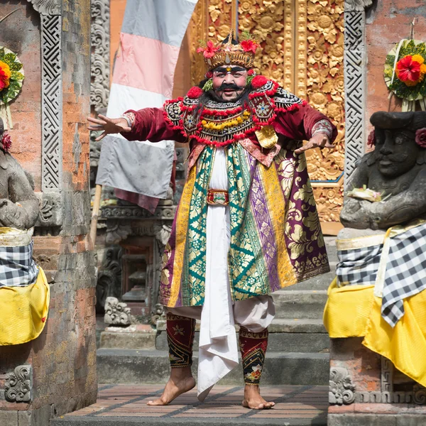 Traditionelle klassische Barongtheateraufführung auf Bali — Stockfoto