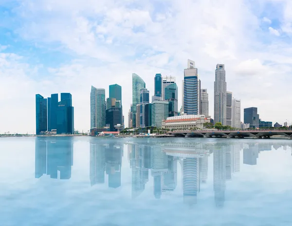 Skyline Singapura e Marina Bay no dia — Fotografia de Stock