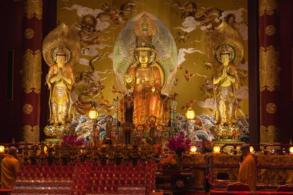 Buddha in Zahnrelikt-Tempel in China-Stadt, singapore — Stockfoto