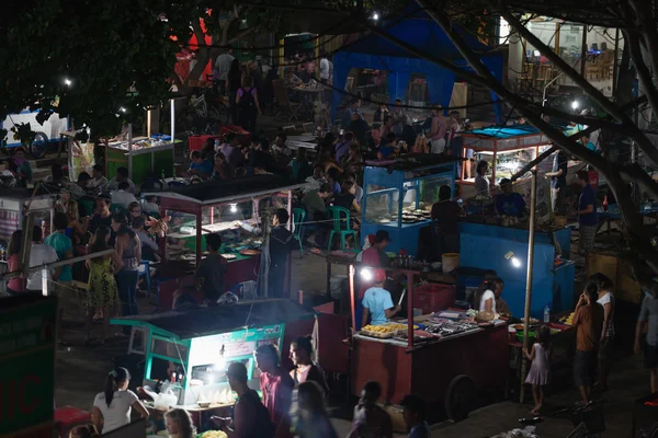 Noche asiático mercado de alimentos, Gili isladn, Indonesia — Foto de Stock