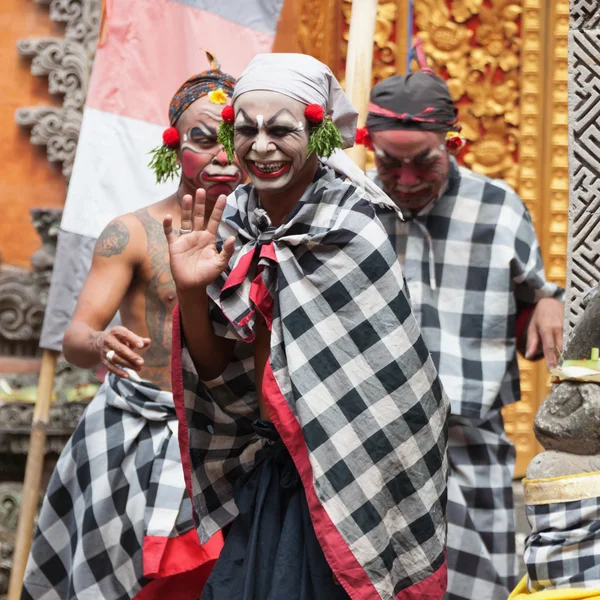 Barong och kris dans utföra, bali, Indonesien — Stockfoto