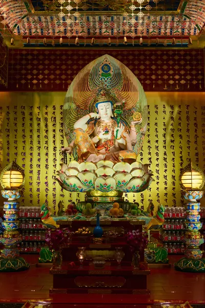 Buda em Templo das Relíquias dos Dentes na China Town, Singapura — Fotografia de Stock