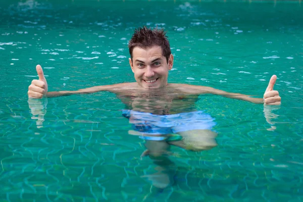 Toller Urlaub im tropischen Ferienort — Stockfoto