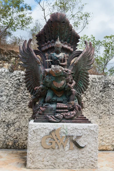 Garuda oförskräckt hinduiska mythic fågel bild — Stockfoto