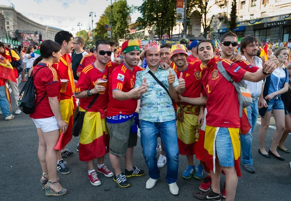 Football fans ready to go to match — Stock Photo, Image