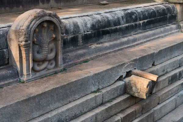 Antik kalıntıları şehir anuradhapura, sri lanka — Stok fotoğraf