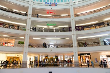Kuala Lumpur 'da alışveriş merkezi Suria KLCC
