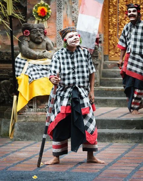 Bali geleneksel klasik barong tiyatro gösterisi — Stok fotoğraf