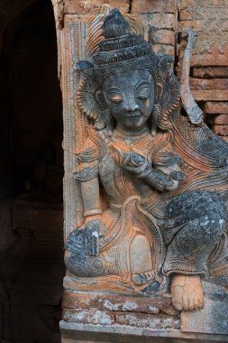 Antik Birmanya Budist pagodadan guardian görüntüsü