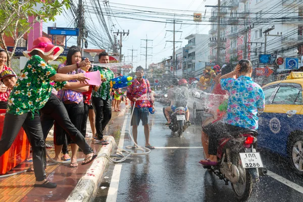 songkran Festivali, phuket hakkında Tay Yeni yıl kutlamaları