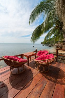 Deniz kenarında rahatlatıcı Lounge 