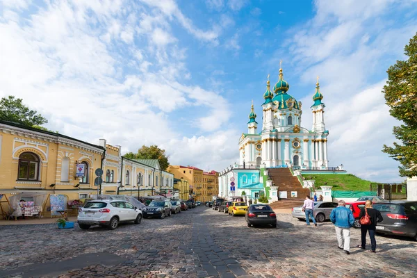 Andrew je sestup je hlavní turistickou atrakcí v Kyjevě, ukrain — Stock fotografie