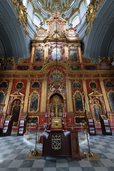 Interno della chiesa ortodossa di Sant'Andrea a Kiev, Ucraina . — Foto Stock