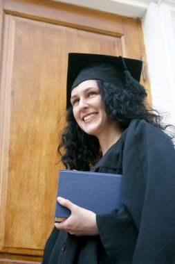 genç gülmek öğrenci üniversite yakınında elbise