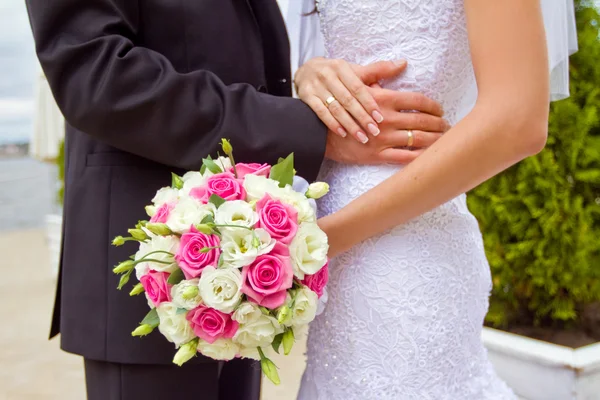 Novia y novio juntos. Pareja de boda. — Foto de Stock