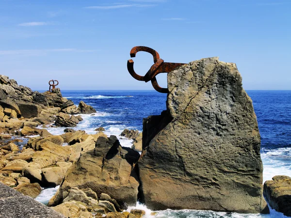 Escultura Peine de los Vientos em San Sebastian, Espanha — Fotografia de Stock