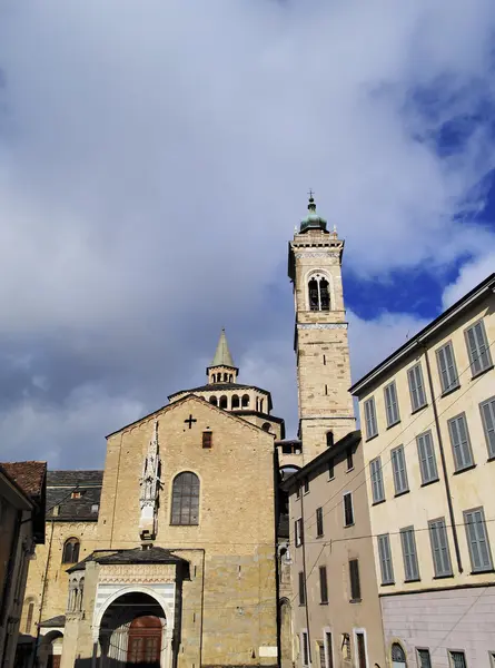 Catedral em Bergamo, Lombardia, Italia — Fotografia de Stock