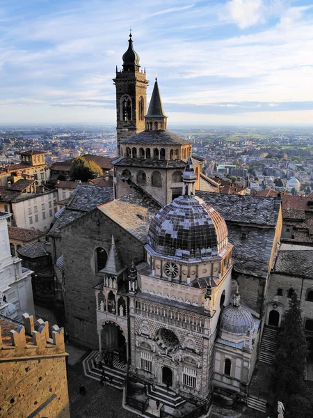 Katedralen i bergamo, Lombardiet, Italien — Stockfoto