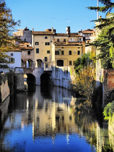 Csatorna, Mantova, Lombardia, Olaszország — Stock Fotó