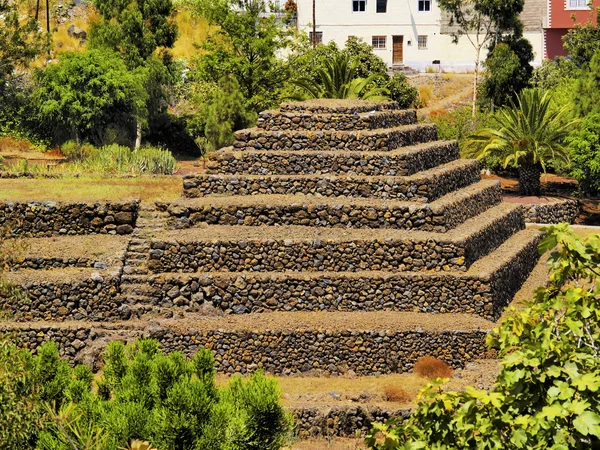 Piramitleri guimar, tenerife, Kanarya Adaları, İspanya — Stok fotoğraf