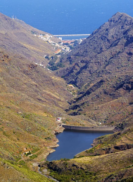 Dam, tenerife, Canarische eilanden, Spanje — Stockfoto