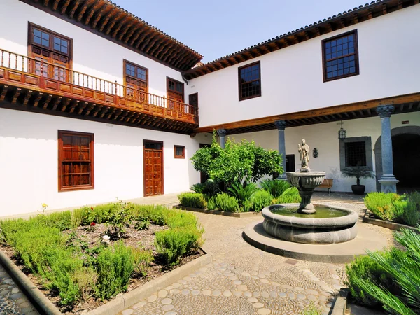 Casa Colonial Yard, San Cristóbal de la Laguna, Tenerife — Foto de Stock