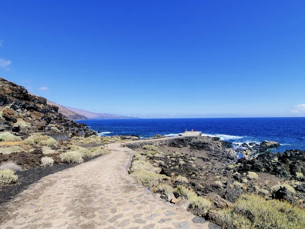 El hierro, Kanarya Adaları yolda — Stok fotoğraf