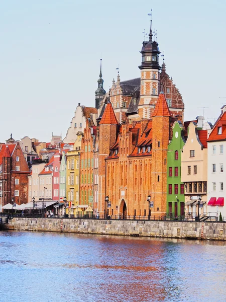 Gdansk stadsbilden och moltawa floden i Polen — Stockfoto