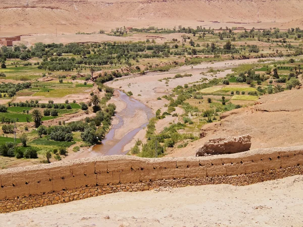 Uitzicht vanaf ait benhaddou, Marokko — Stockfoto