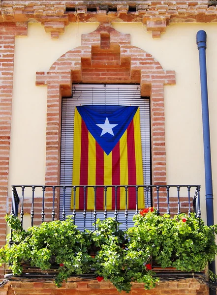 Каталонский флаг — стоковое фото