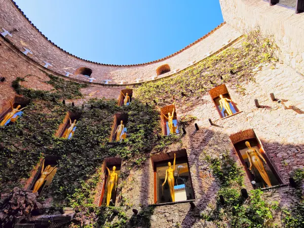 Salvador Dali Museum, Figueres — Stock Photo, Image