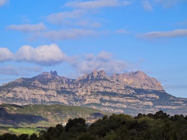 Montserrat dağ, İspanya