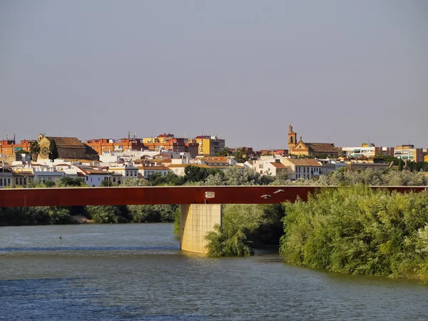 De rivier Guadalquivir in cordoba, Spanje — Stockfoto