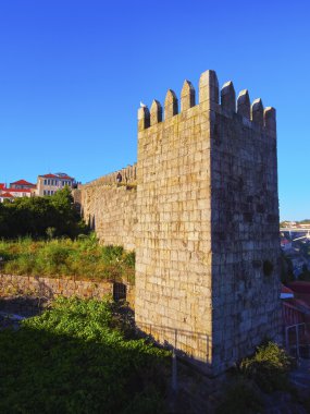 Dom fernando duvar Porto