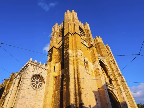 Cathedral in Lisbon — Stock Photo, Image