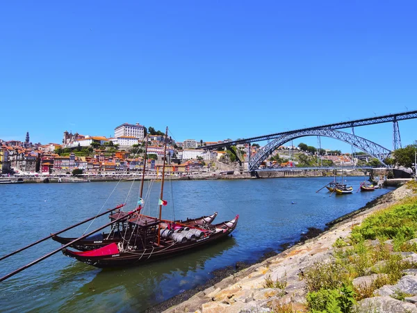 Barcos en Oporto — Foto de Stock