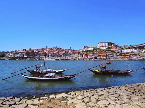 Barcos en Oporto — Foto de Stock