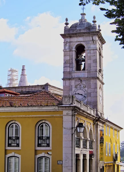 Věž s hodinami v Sintře — Stock fotografie