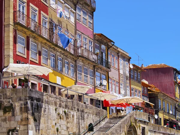 Wall of the Ribeira Shelters in Porto — Stock Photo, Image