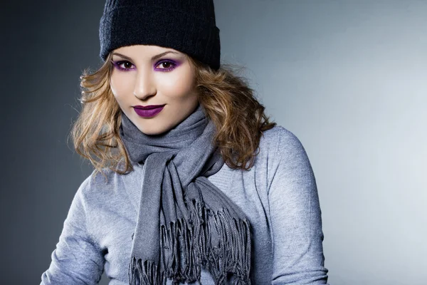 Girl in the hat and scarf — Stock Photo, Image