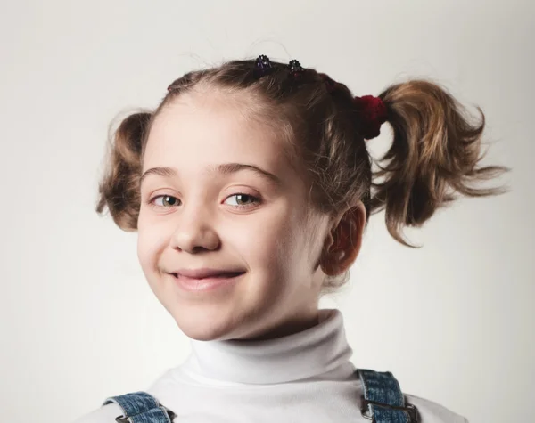 Retrato de una niña — Foto de Stock