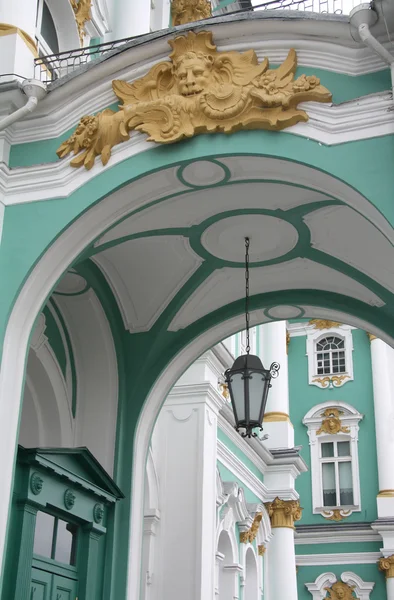 Winter palace in St. Petersburg — Stock Photo, Image