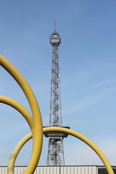 Funkturm w berlin-charlottenburg — Zdjęcie stockowe