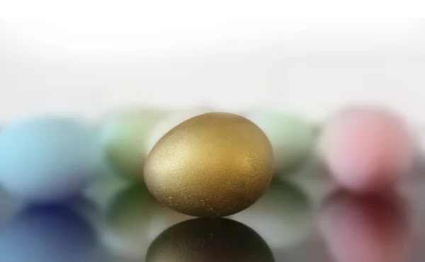 Close Golden Colored Easter Eggs — Stock Photo, Image